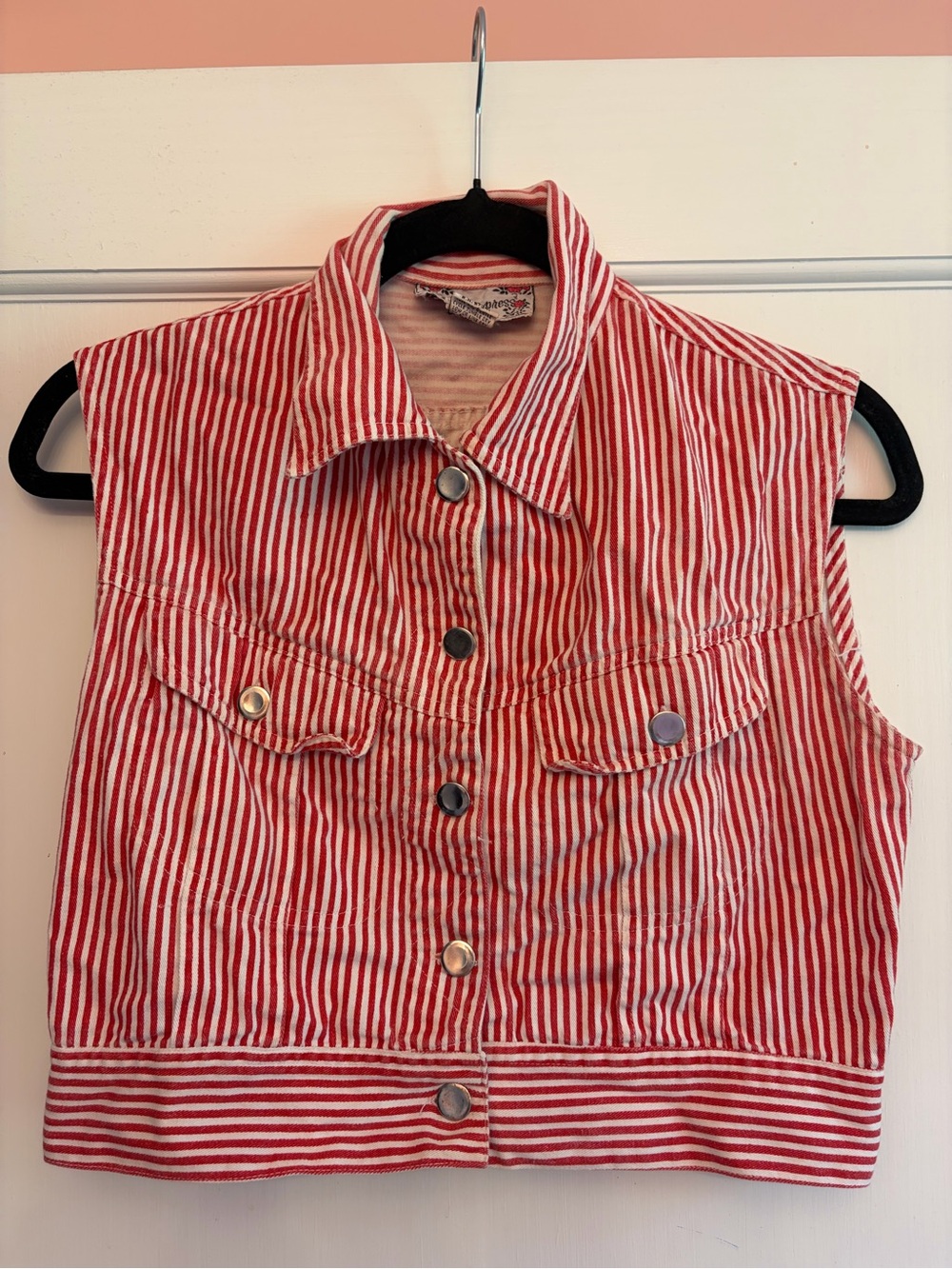Vintage 100% Cotton Express Jean Red and White Striped Sleeveless Vest Butter P1